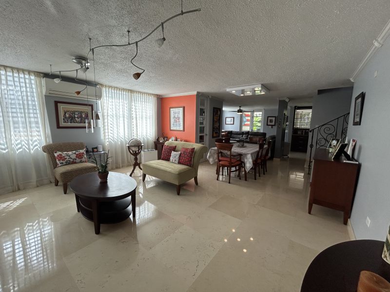 Urb Estancias De Monte Verde Calle Santa Ana #8 Gurabo 00778 PR