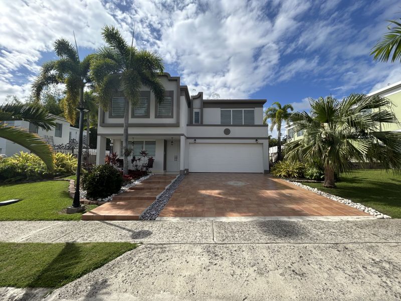 Urb Estancias De Monte Verde Calle Santa Ana #8 Gurabo 00778 PR