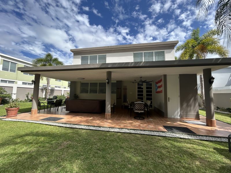 Urb Estancias De Monte Verde Calle Santa Ana #8 Gurabo 00778 PR