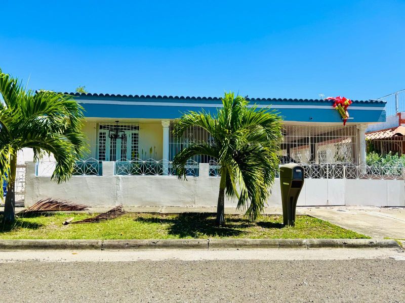 Urb Santa Clara 28 Calle Fulgor Ponce 00716 PR