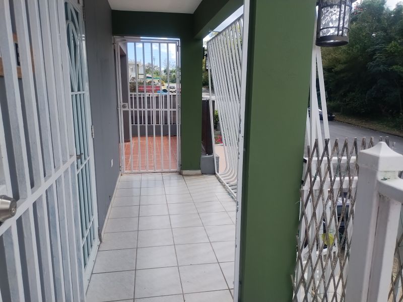 Bo Canovanas Urb Loiza Valley Bloque O #506 Loiza 00729 PR