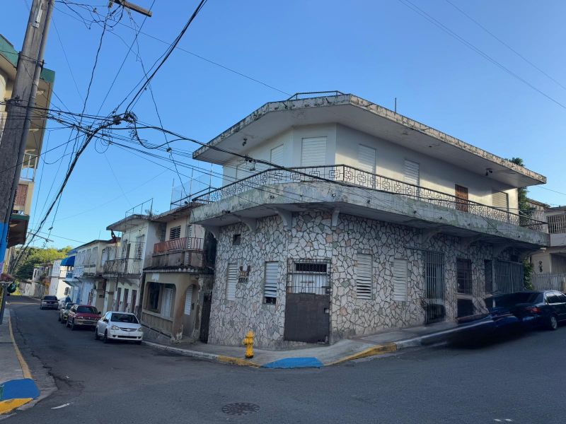 C Luis Munoz Rivera #62 Esq C Varona Suarez San Lorenzo 00754 PR