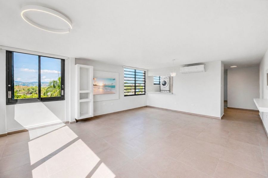 15 Calle Miramonte Cond Garden Hills Tower Apt 603 Guaynabo 00966 PR