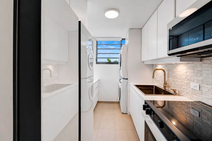 15 Calle Miramonte Cond Garden Hills Tower Apt 603 Guaynabo 00966 PR