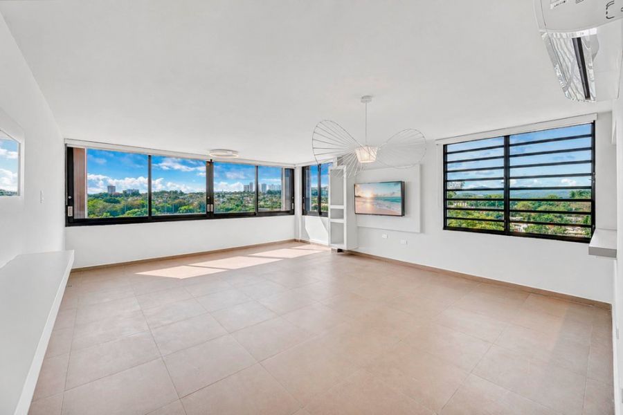 15 Calle Miramonte Cond Garden Hills Tower Apt 603 Guaynabo 00966 PR