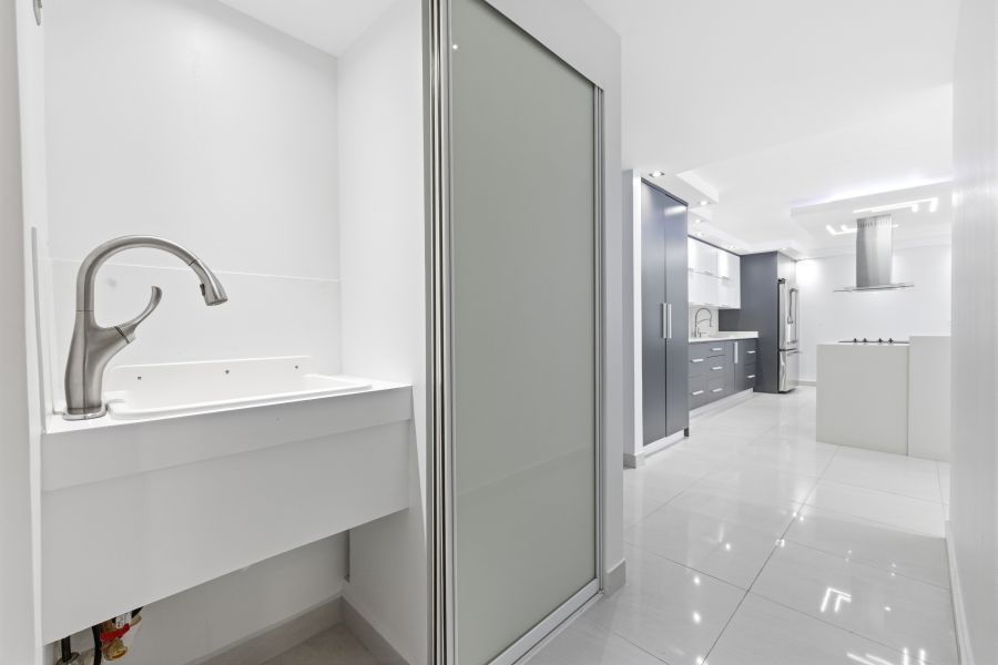 Cond Los Pinos Este 6410 Ave Isla Verde Apt 3a Carolina 00979 PR