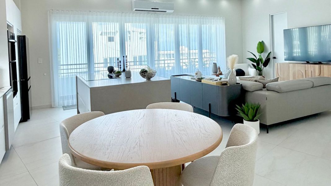 2014 Calle Las Violetas Cond The Lofts Apt 401 San Juan 00915 PR