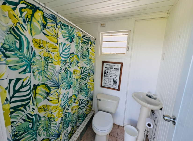 Sector El Combate 10 Carr 3301 Km 0.5 Cabo Rojo 00623 PR