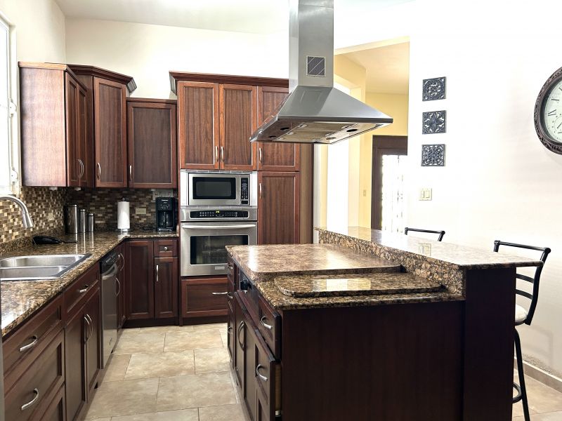 Carr 2 Km 122.4 Bo Caimital Alto Solar 5 Calle Pas Aguadilla 00603 PR