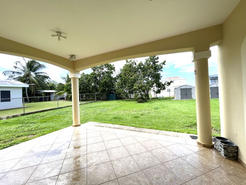 Carr 2 Km 122.4 Bo Caimital Alto Solar 5 Calle Pas Aguadilla 00603 PR