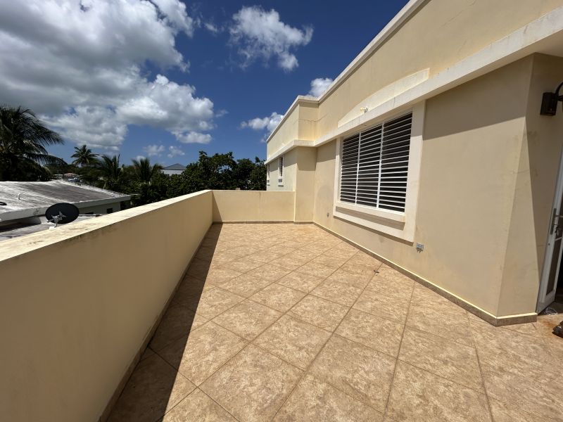 Carr 2 Km 122.4 Bo Caimital Alto Solar 5 Calle Pas Aguadilla 00603 PR