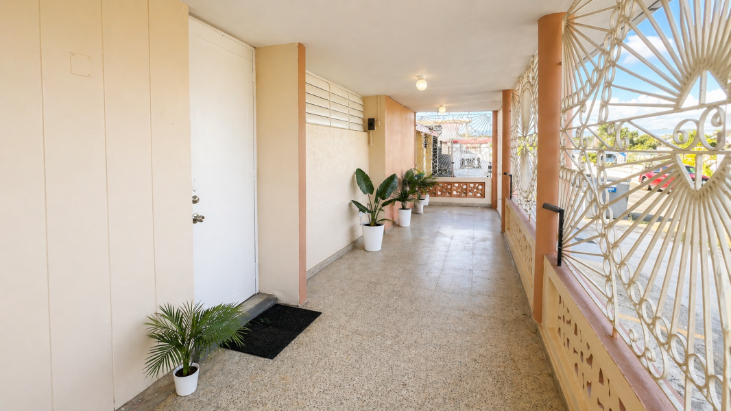 Urb Miraflores B/97 Casa 48 Calle Aureola Bayamon 00949 PR