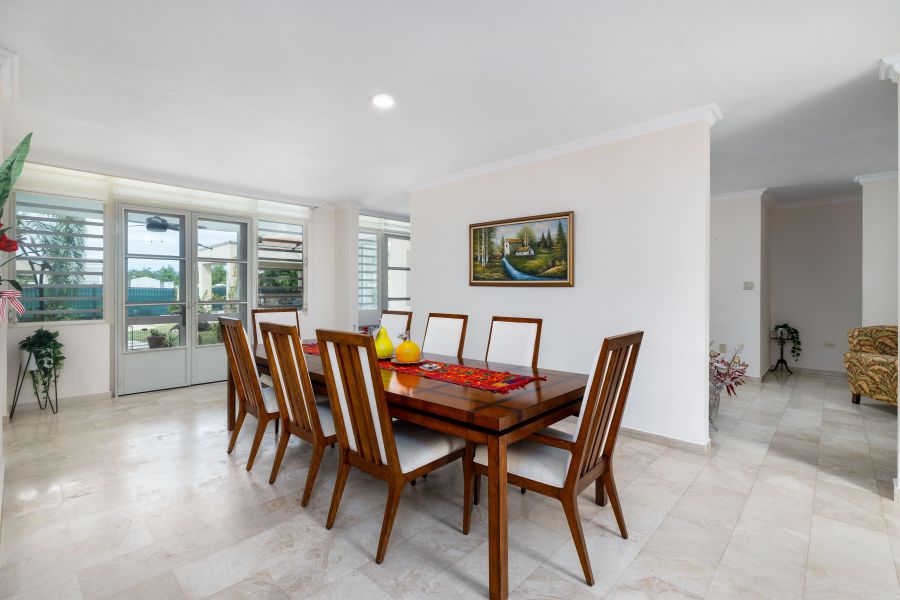 Urb Caguas Real Calle Alcazar A-34 Caguas 00725 PR