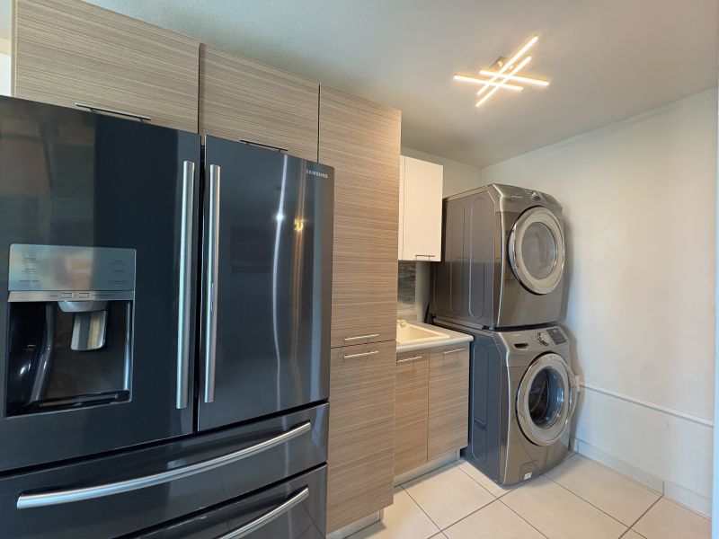 Cond Las Primaveras Calle Fortunato Vizcarrondo 31 Carolina 00985 PR