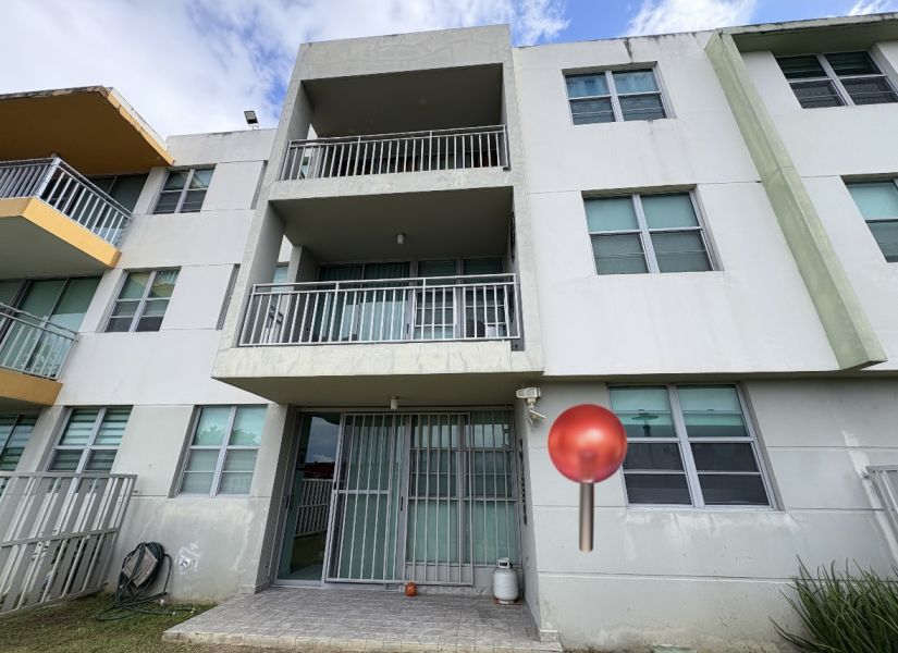 Cond Las Primaveras Calle Fortunato Vizcarrondo 31 Carolina 00985 PR