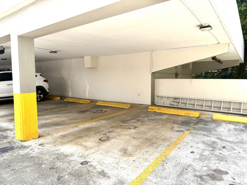 Cond Mansiones De Garden Hills Apto 4d Guaynabo 00966 PR