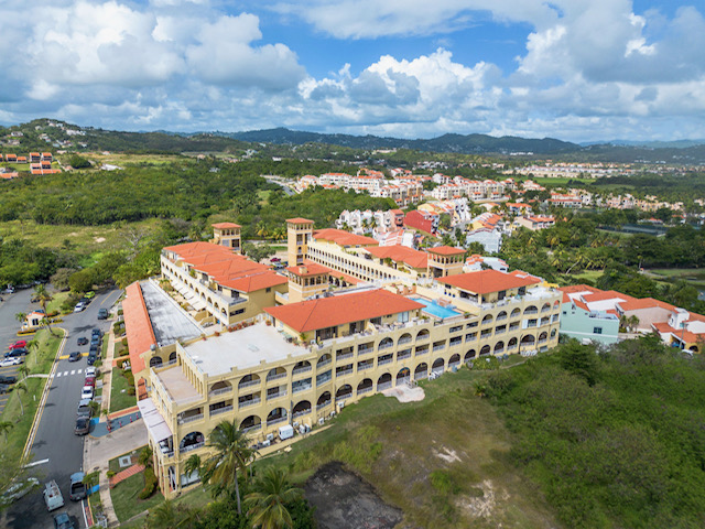 Cond Palmanova Plaza Apt B-214 Humacao 00791 PR