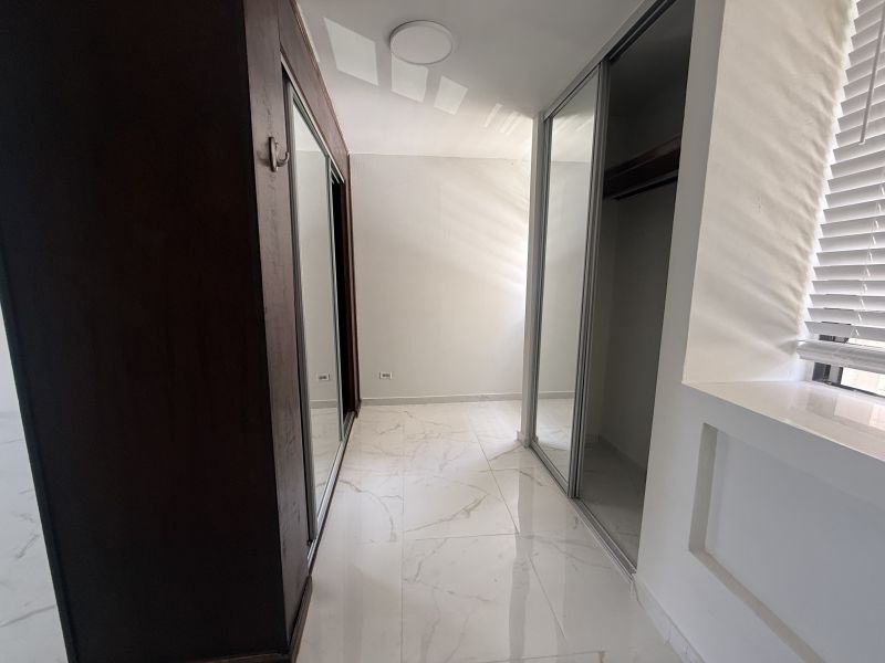 Cond Caparra Real Apt 202 Guaynabo 00965 PR