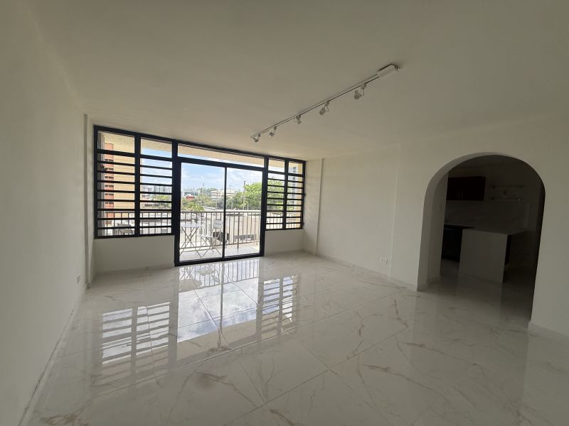 Cond Caparra Real Apt 202 Guaynabo 00965 PR