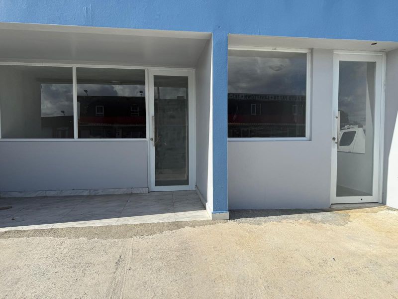 Urb Levittown Lakes Sk21 Calle Amalia Paoli, Toa Baja - 1