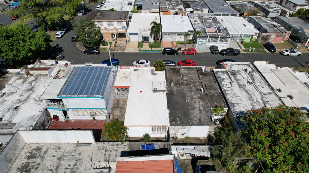 Calle Diana Se-8 Levittown Lakes Toa Baja 00949 PR