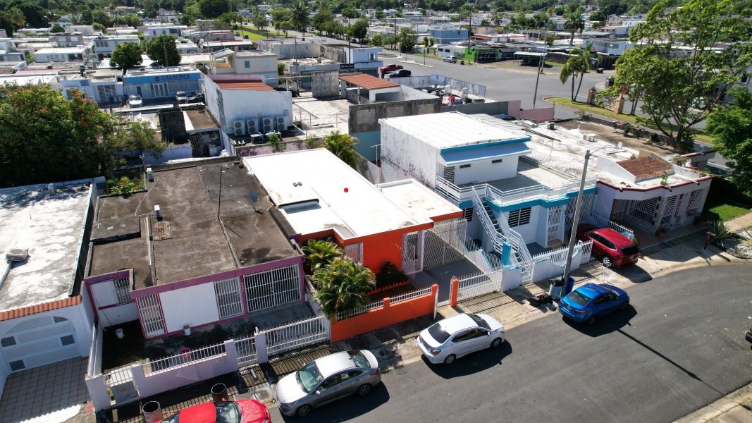 Calle Diana Se-8 Levittown Lakes Toa Baja 00949 PR