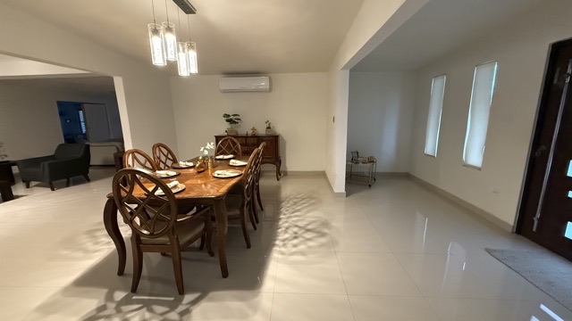 Urb Palma Sur 4 Calle Mar Mediterraneo Carolina 00979 PR