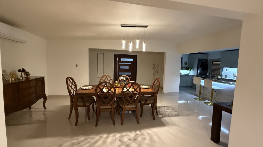 Urb Palma Sur 4 Calle Mar Mediterraneo Carolina 00979 PR