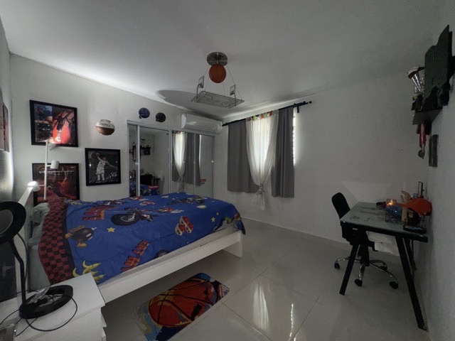 Urb Palma Sur 4 Calle Mar Mediterraneo Carolina 00979 PR