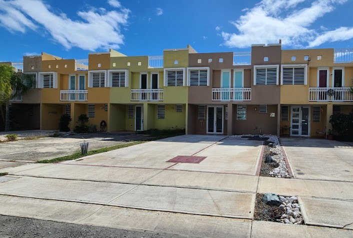 Urb Vistas Del Collado A-4 La Parguera Lajas 00667 PR