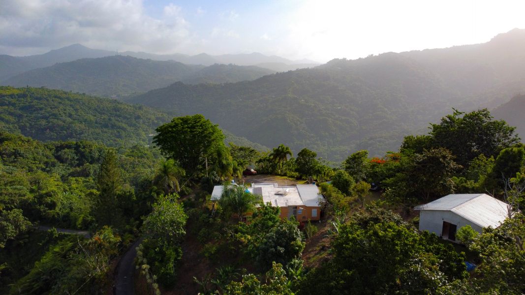 Casa in Adjuntas