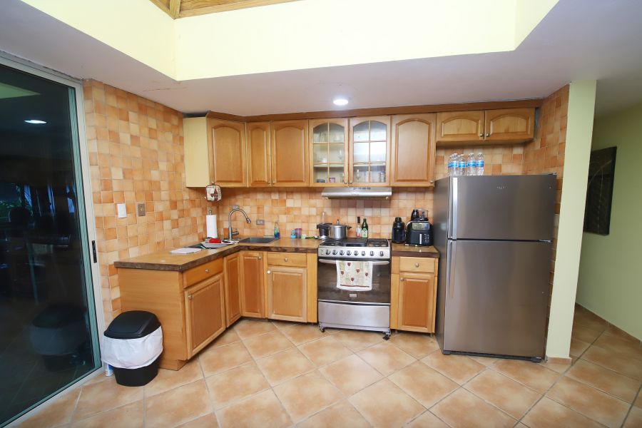 Carr 173 Km 3.6 Montellano Sector Carruzo Cidra 00739 PR