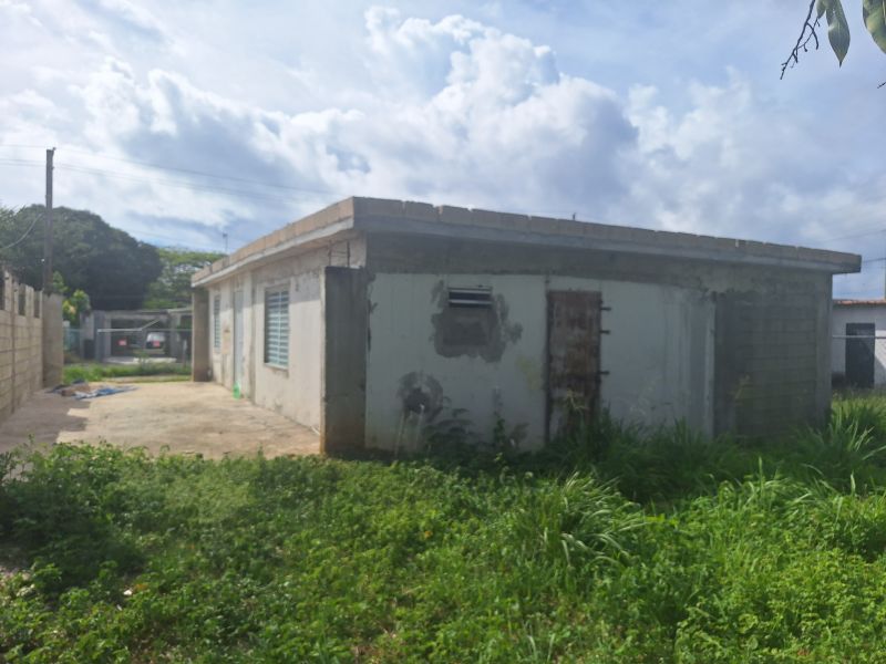 Bo Puente Jobos Comunidad Santa Ana Calle D Casa 1, Guayama - 13
