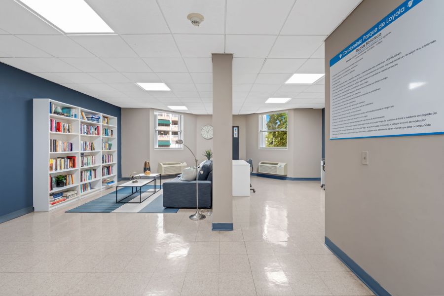 Cond Parque De Loyola Apt Ph 2402 San Juan 00918 PR