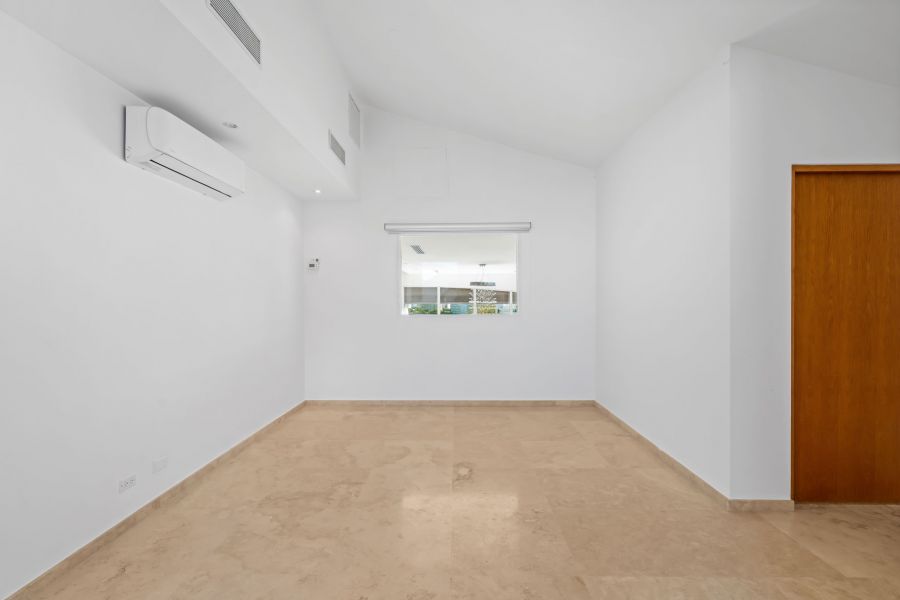 Cond Parque De Loyola Apt Ph 2402 San Juan 00918 PR