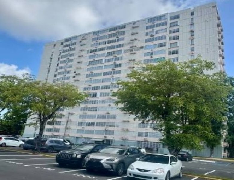 210 Ave Jose Oliver Cond New Center Plaza Apt 507 San Juan 00918 PR