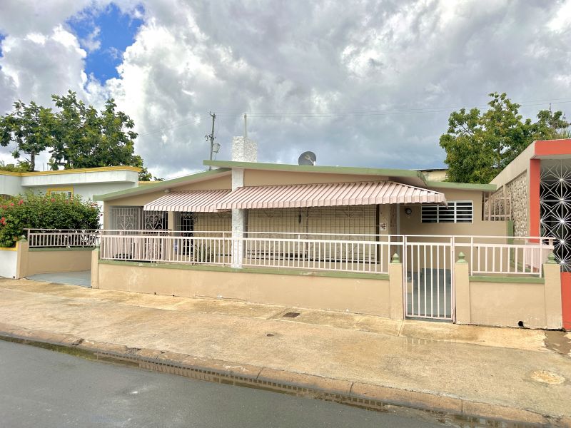 Reparto Metropolitano 953 Calle 25 Se San Juan 00921 PR