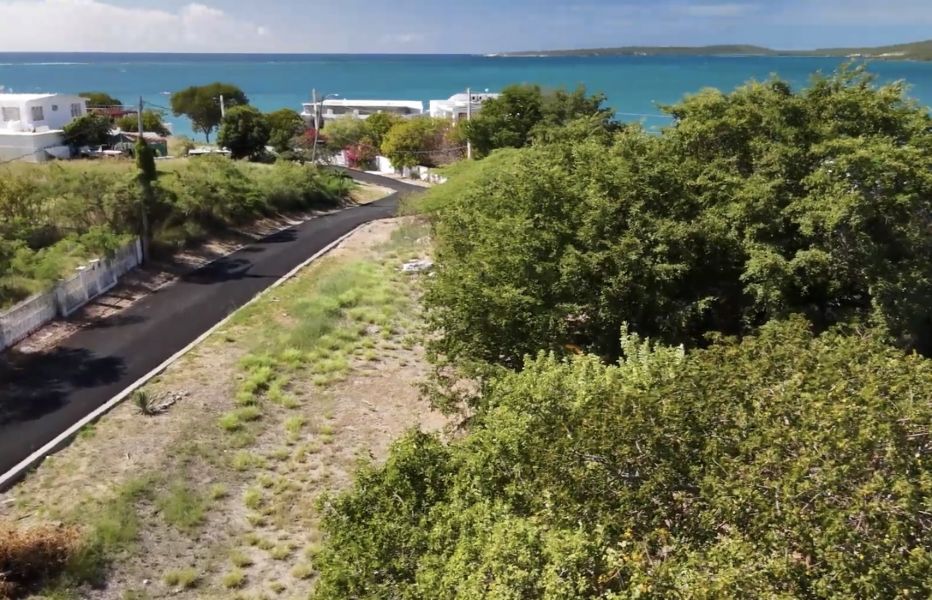 Carr 330 Km 6.7 Sector San Jacinto Bo Carenero Guanica 00653 PR