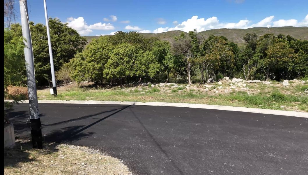 Carr 330 Km 6.7 Sector San Jacinto Bo Carenero Guanica 00653 PR