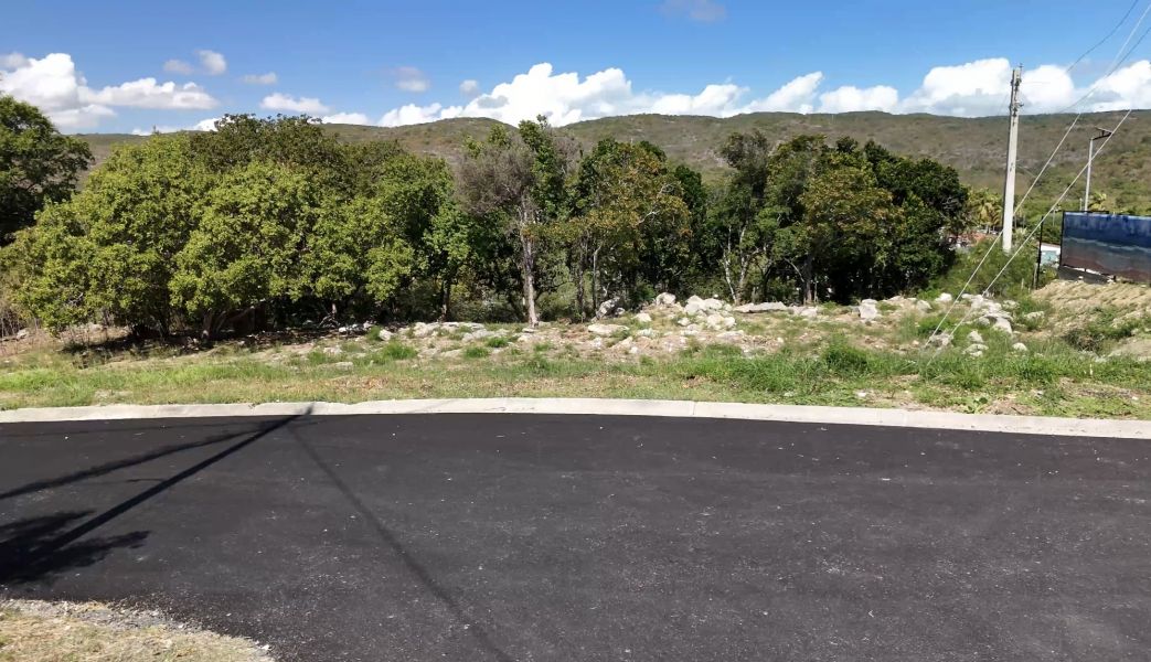 Carr 330 Km 6.7 Sector San Jacinto Bo Carenero Guanica 00653 PR