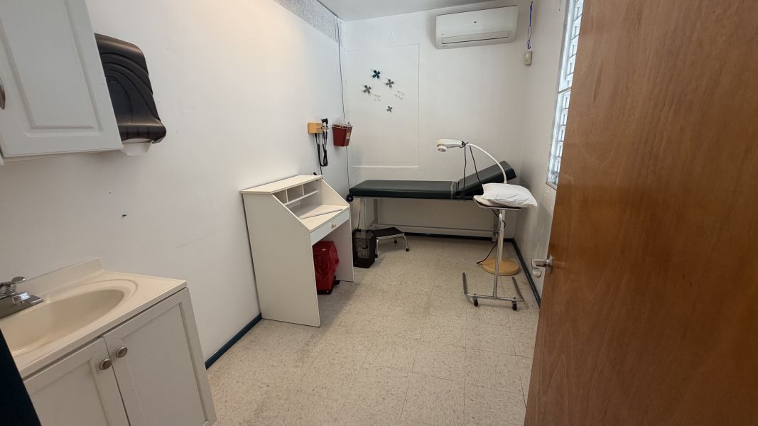 Ave Lauro Piñero 195 Ceiba 00735 PR