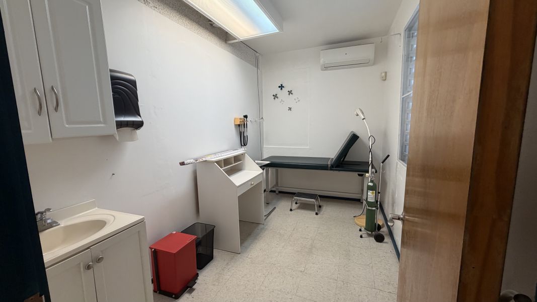 Ave Lauro Piñero 195 Ceiba 00735 PR