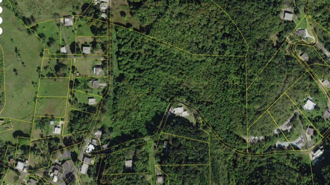 Carr 160 Km 9.8 Int. Bo Almirante Sur Vega Baja 00693 PR