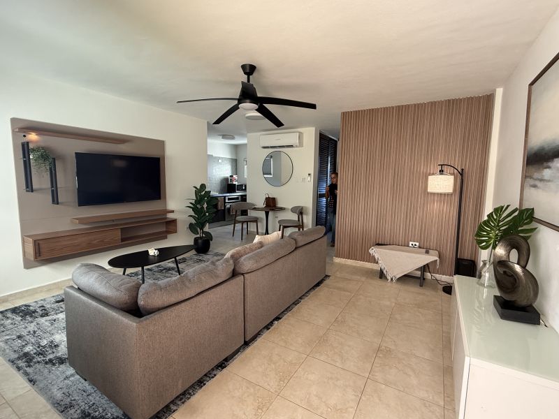 Cond Atlantic Court Apt 301 San Juan 00911 PR