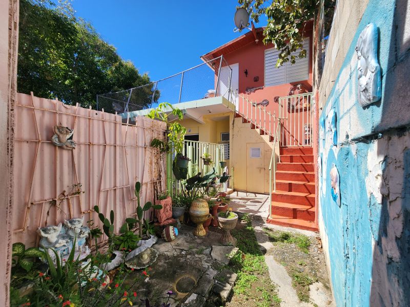 Calle Pacheco Bo Pueblo Yauco 00698 PR