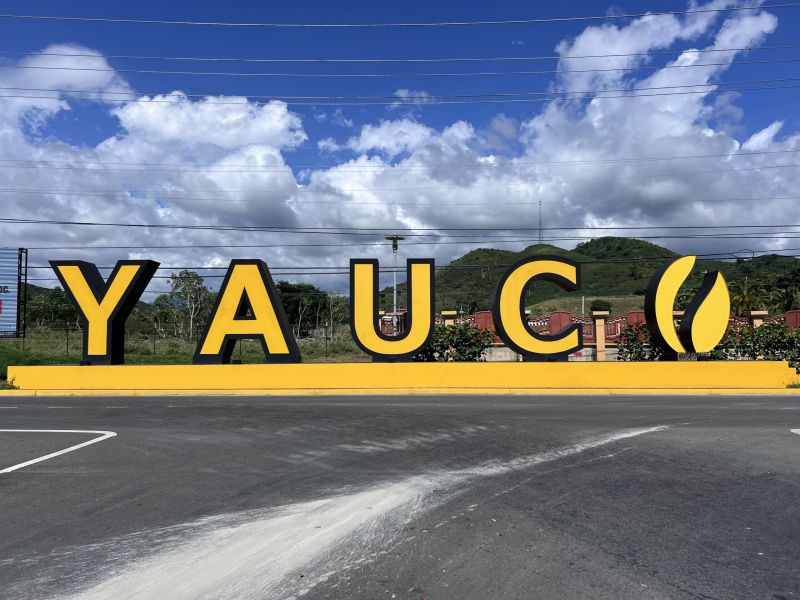 Calle Pacheco Bo Pueblo Yauco 00698 PR