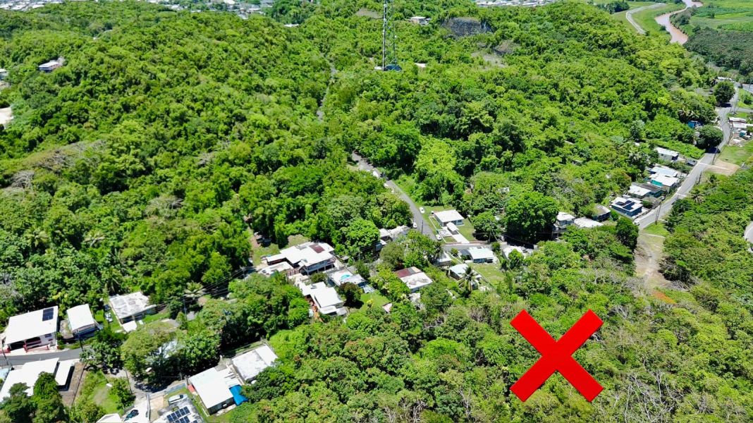 Bo Manati Abajo Sector Angostura Solar 15 Barceloneta 00617 PR