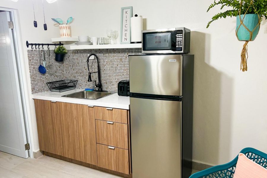 Carr 102 Km 16.9 La Garita Bo Miradero Solar 5 Cabo Rojo 00623 PR