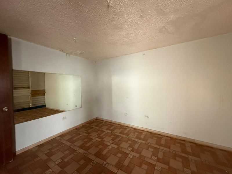 Urb Levittown Lakes Cn-3 Calle Dr Pedro Goyco Toa Baja 00949 PR