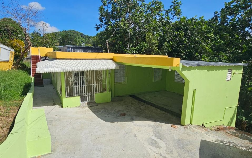 Carr Pr 2 Km 18 Int Calle 12 Parcela 31 Bo Mucarab Toa Alta 00953 PR